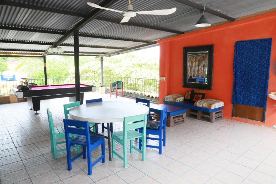 Hotel & Hostal Mayflower Puerto Escondido  Exteriér fotografie