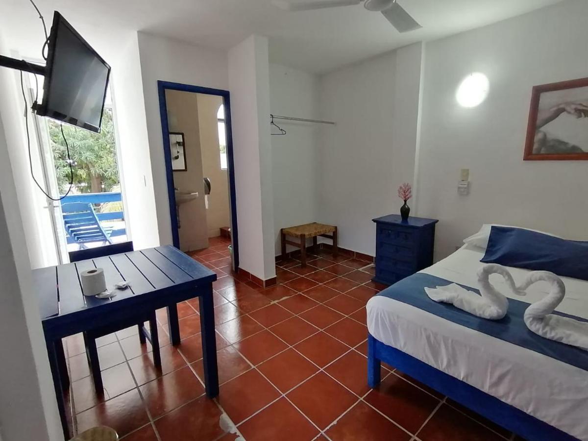 Hotel & Hostal Mayflower Puerto Escondido  Exteriér fotografie